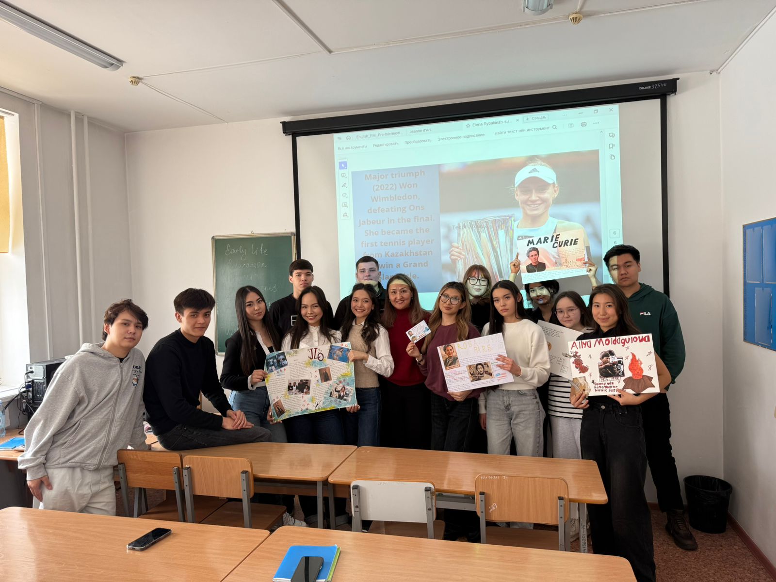 Воспитательное мероприятие «Роль женщин в обществе: выдающиеся биографии» прошло в Esil University